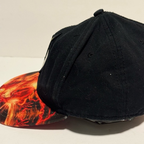 DC Comics The Flash SnapBack One Size Fits Most ( 14+ Intended) - Picture 3 of 9